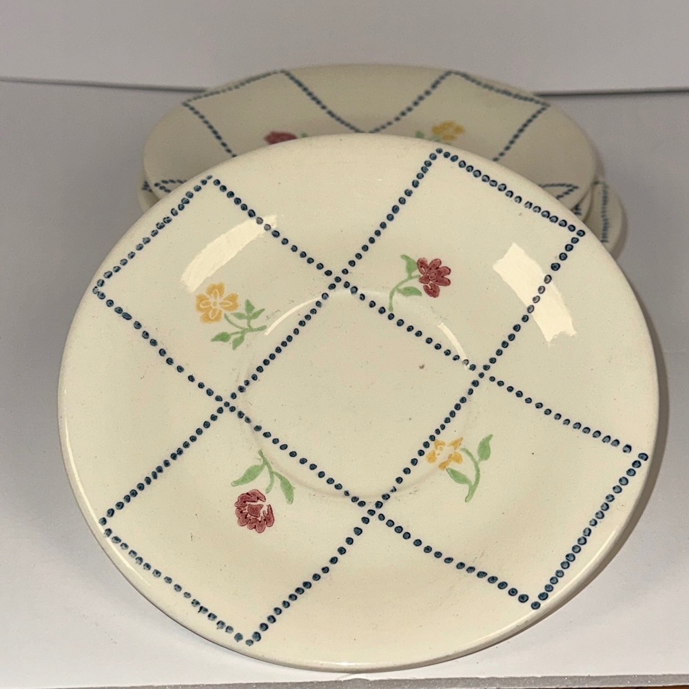 Set of 4 Vintage Cottagecore Floral Saucers‎ Dishes Dainty Blue Dot Grid
